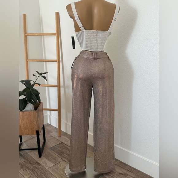 NWT Women's Wide Leg Glitter Trouser Pants - Wild
Fable Copper - Picture 6 of 10